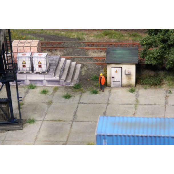 100 totter gr�s m�rkegr�n, 5-6 mm