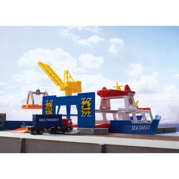 Havn med Skib og Kran 