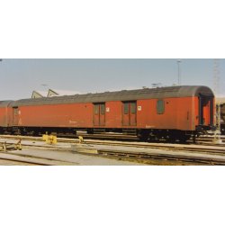 DSB P "UIC" Postvogn. Nummervariant.