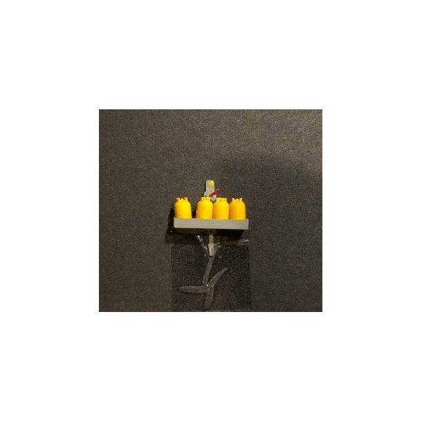 Gas aggregat med 4 gasflasker. F�RDIG BYGGET